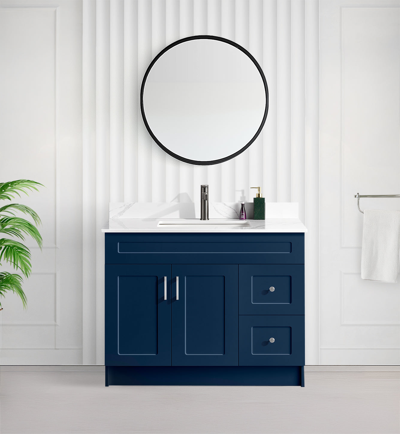 Tesoro 42" Shaker Bathroom Vanity With Quartz Countertop (Solid Wood)-Right Side Drawers