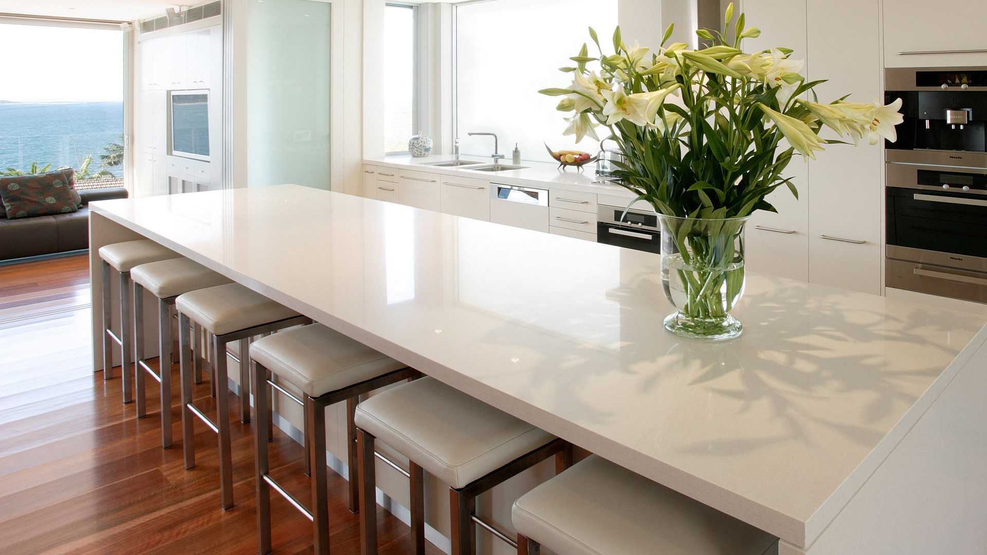 3141 Eggshell Quartz Countertop
