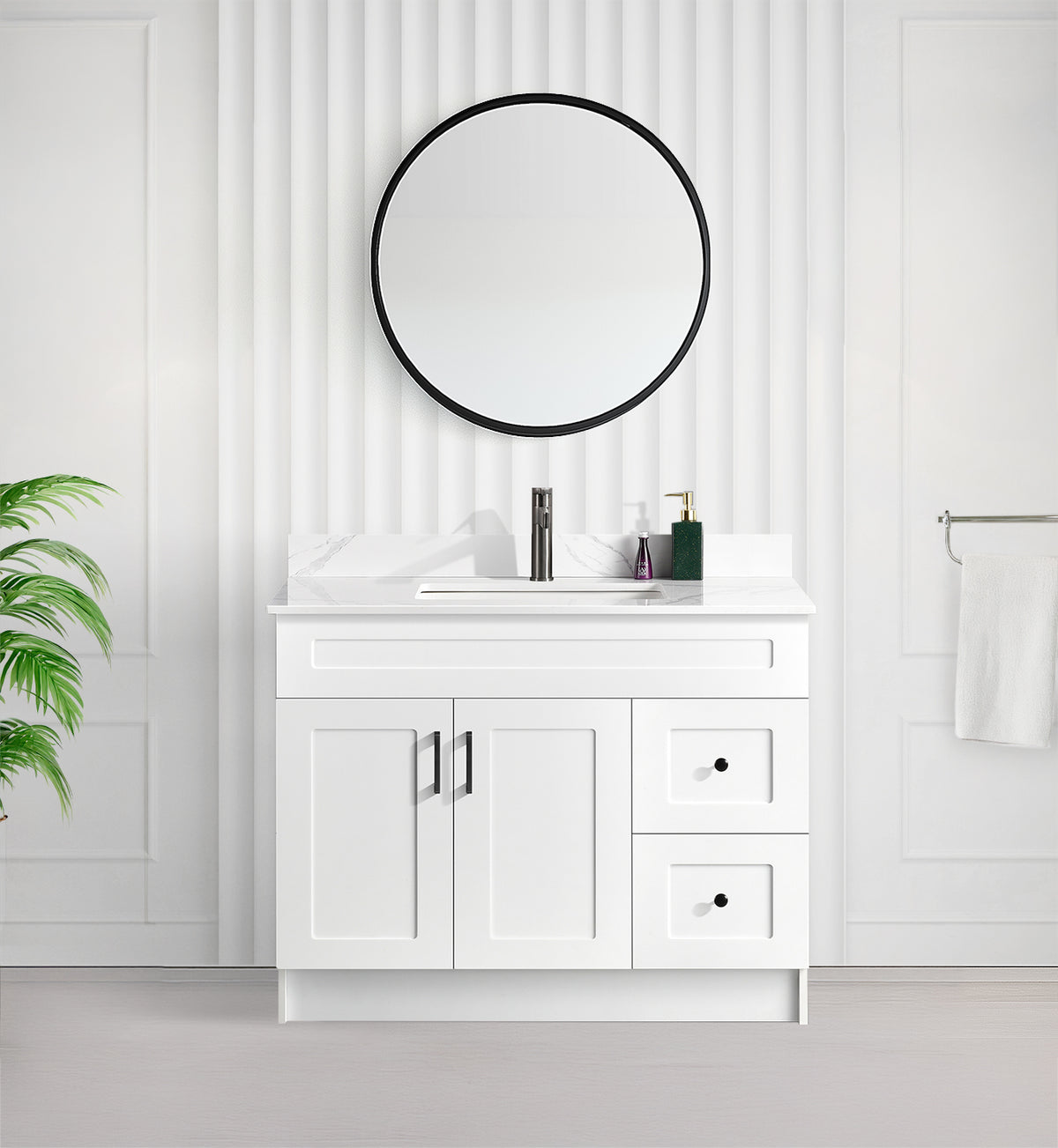 Tesoro 42" Shaker Bathroom Vanity With Quartz Countertop (MDF)-Right Side Drawers