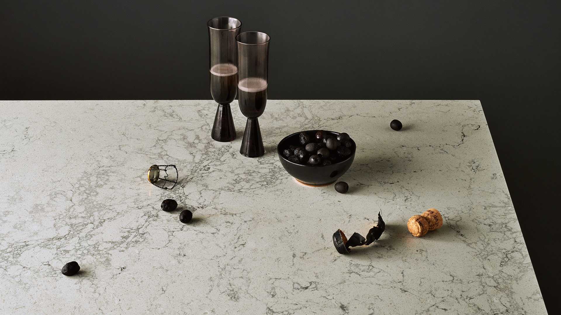 5043 Montblanc Quartz Countertop
