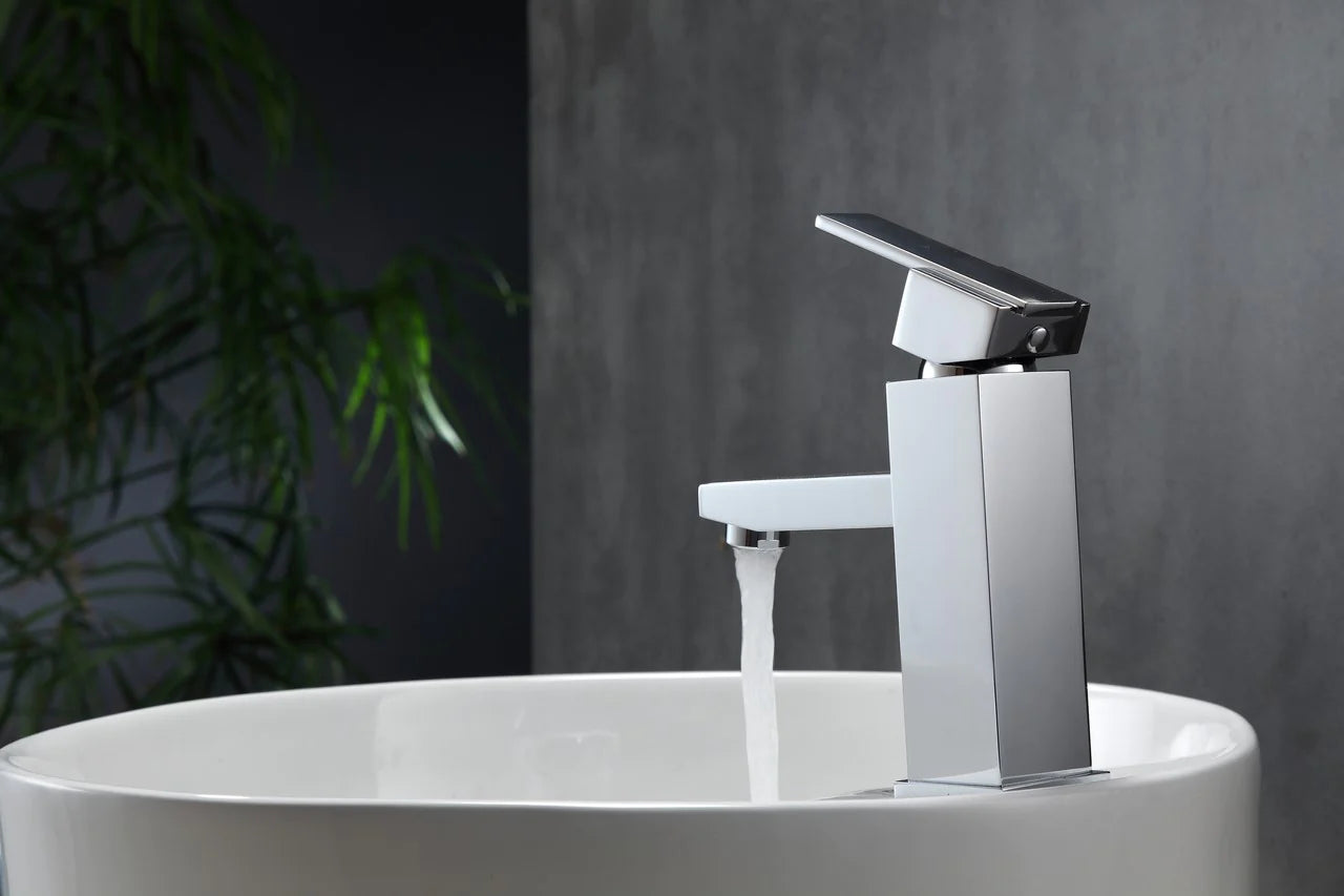 Aqua Piazza Single Lever Bathroom Vanity Faucet