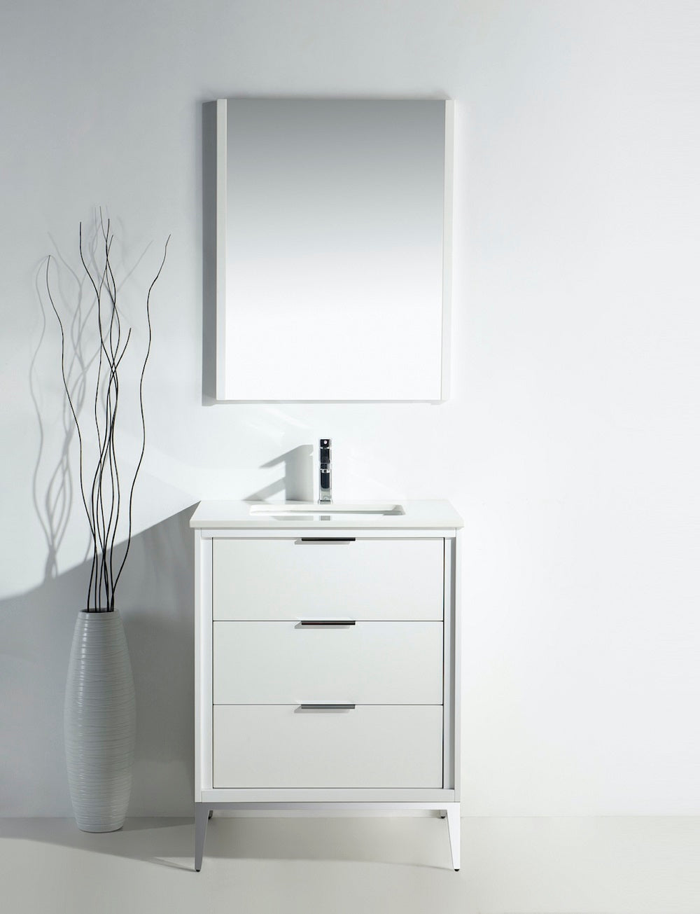 Divani 24" Gloss Vanity with Quartz Countertop