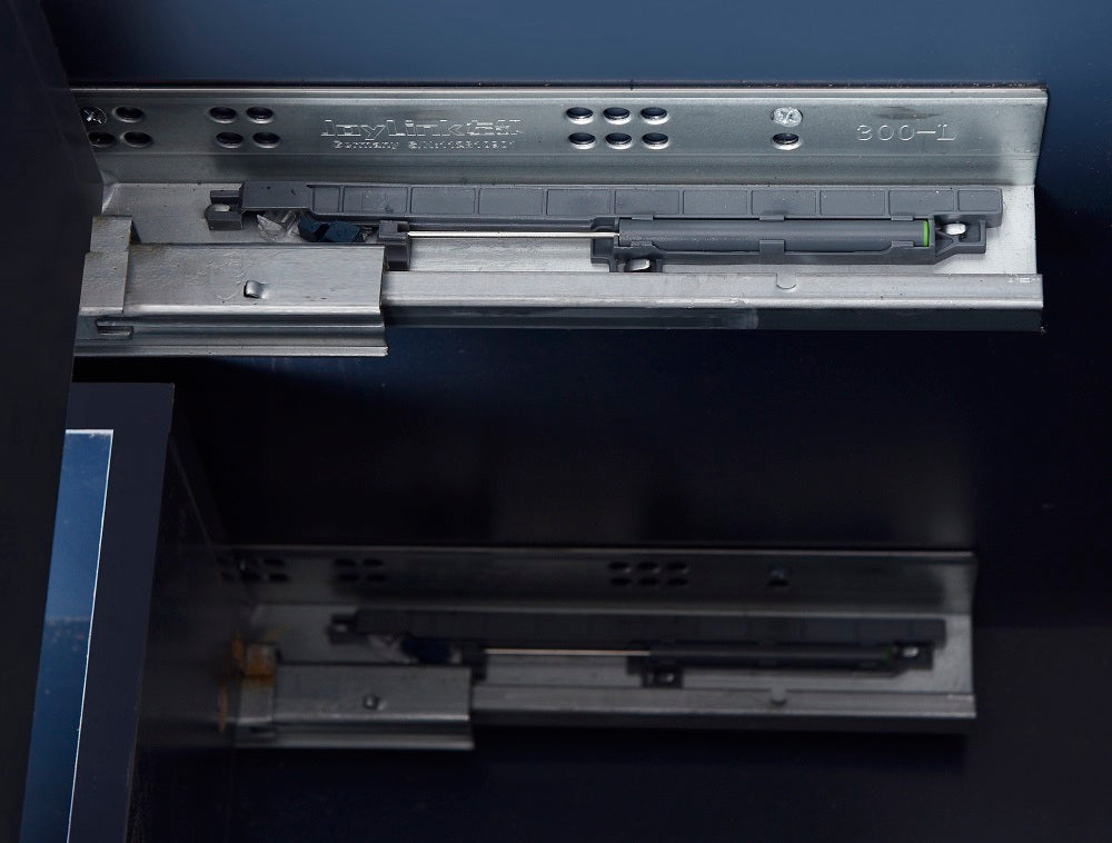 Tesoro 36" Shaker Bathroom Vanity With Quartz Countertop (MDF)