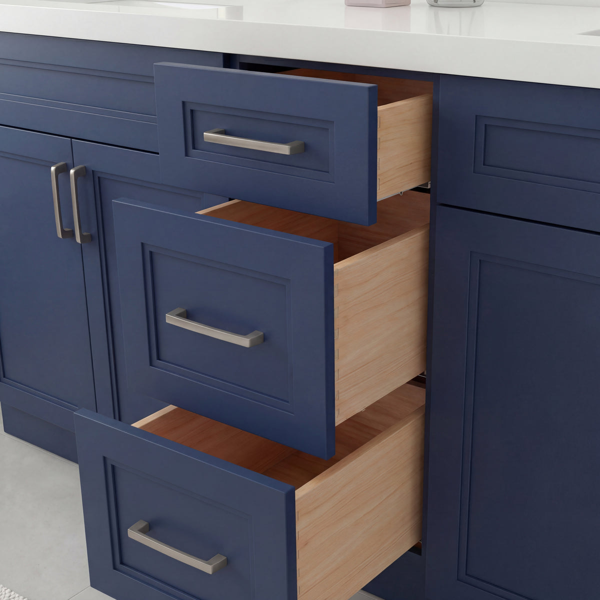 Tesoro 60" Double Sink Shaker Bathroom Vanity With Quartz Countertop (Solid Wood)