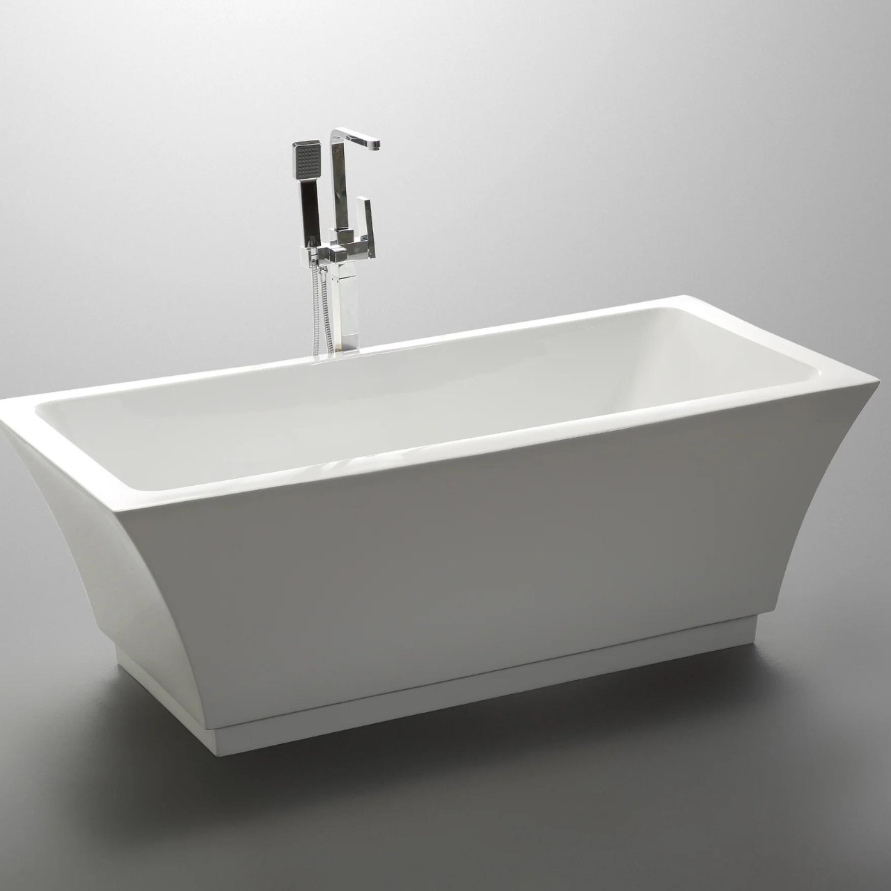 Munich 67" Acrylic Freestanding Bathtub