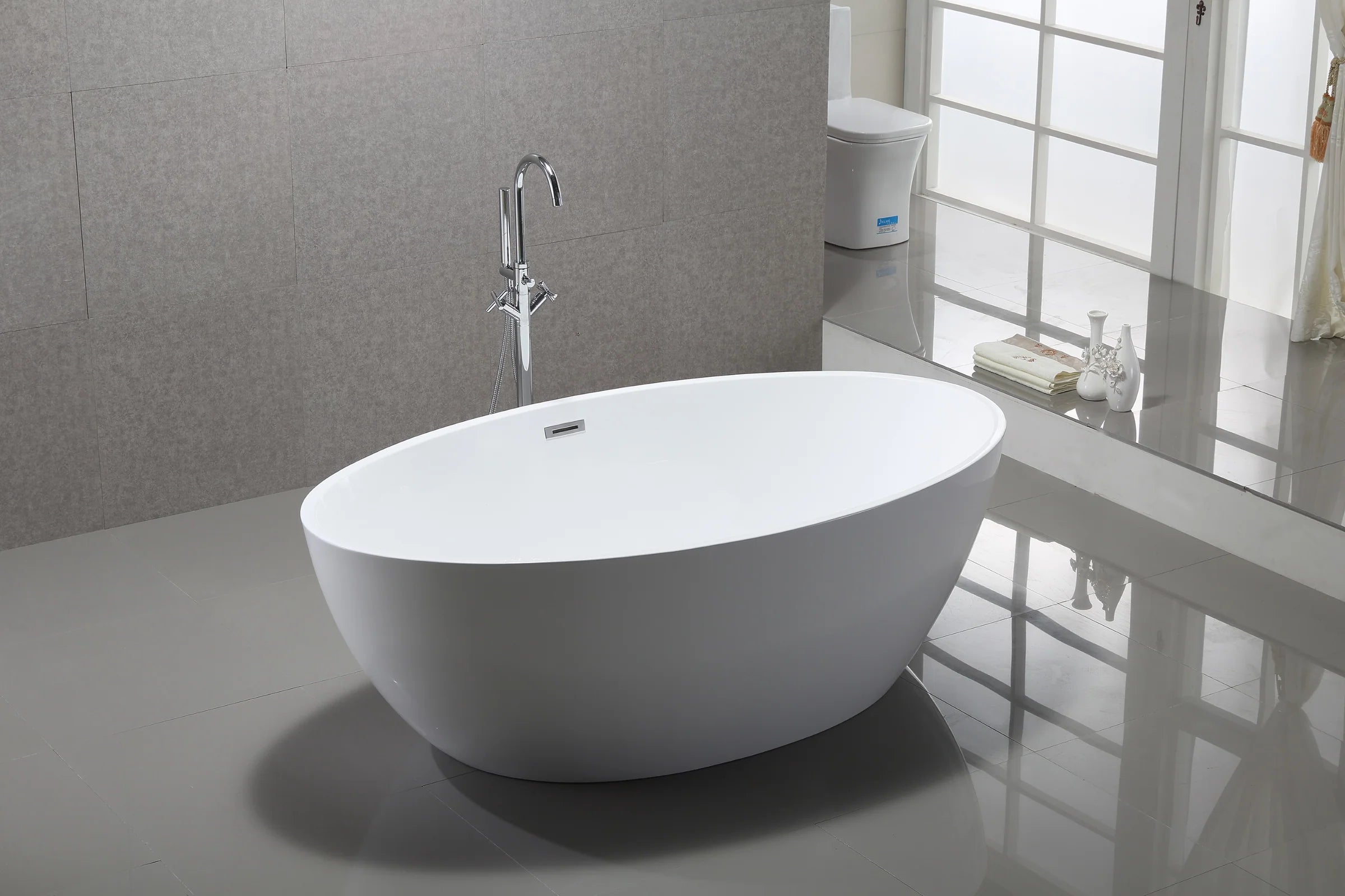 Curve 69" Acrylic Freestanding Bathtub
