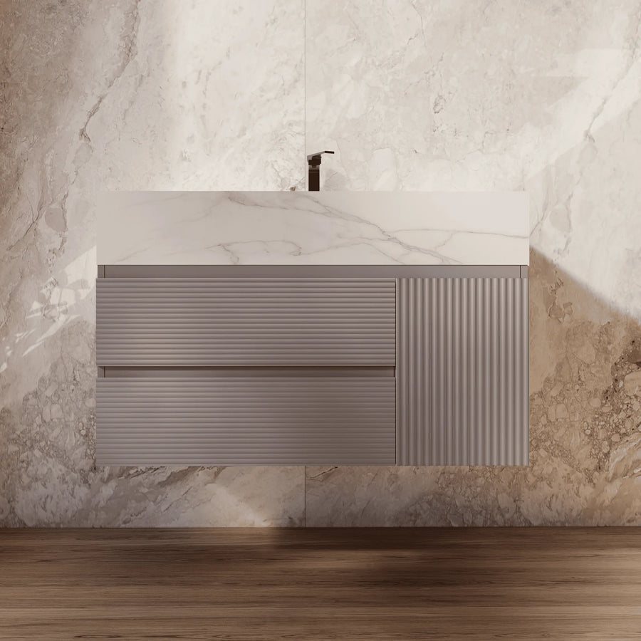 Aventino vanity — complete package as shipped