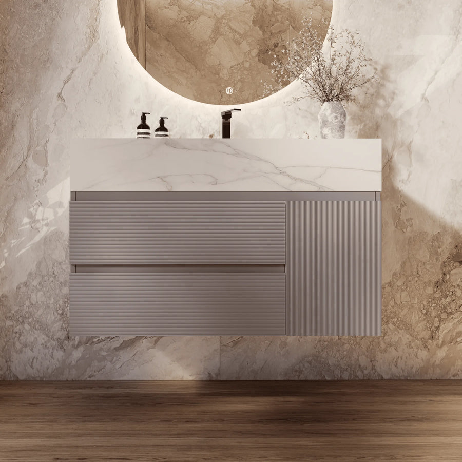 Aventino basin and stone surface — clean finish