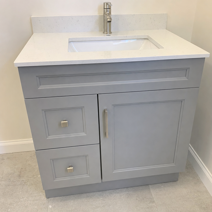 Tesoro 30-inch grey Shaker solid wood bathroom vanity with brushed nickel handles