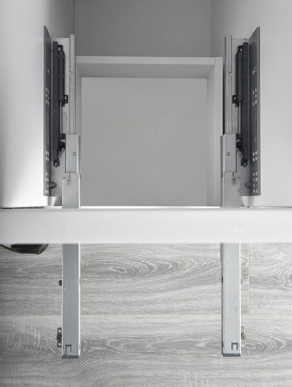 Tesoro 48 Shaker Bathroom Vanity With Quartz Countertop MDF 5.jpg