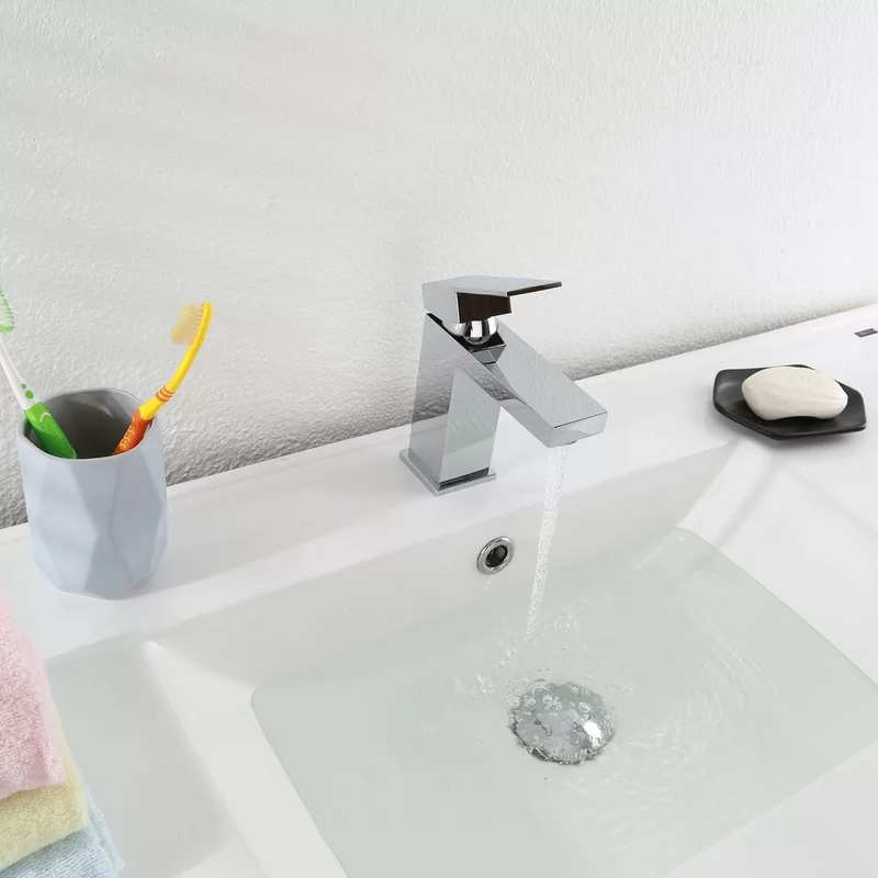 Madison+Single+Hole+Bathroom+Faucet+with+Drain+Assembly (18)